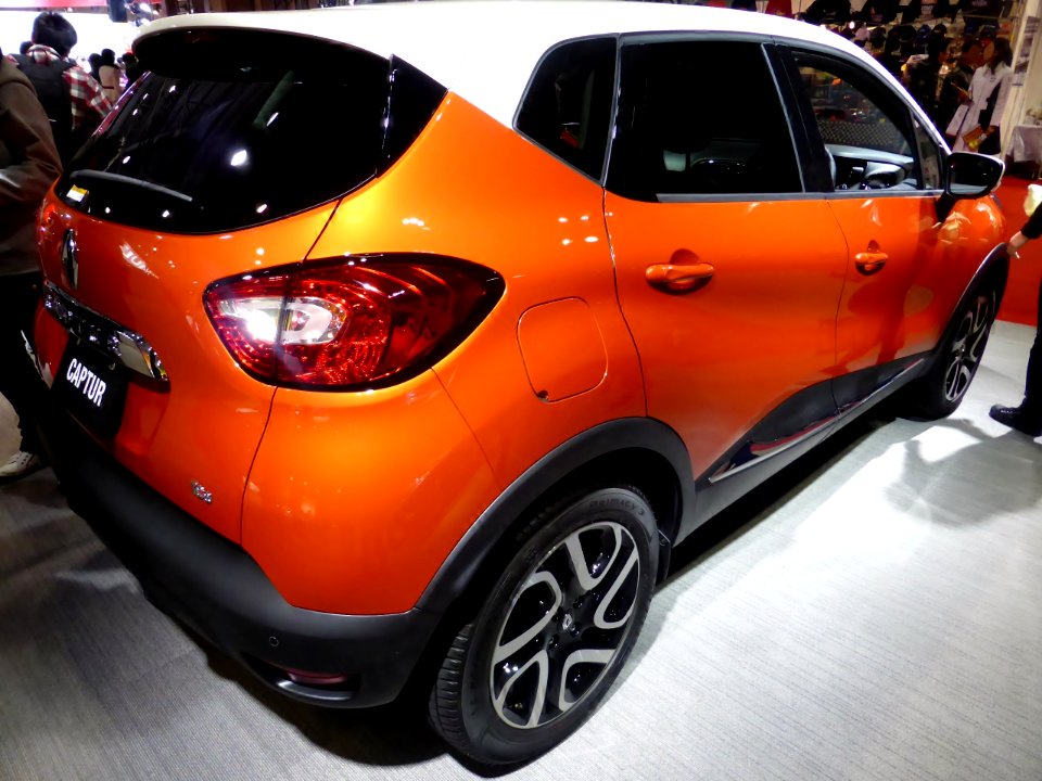 Osaka Motor Show 2013 (31) Renault CAPTUR INTENS TC6