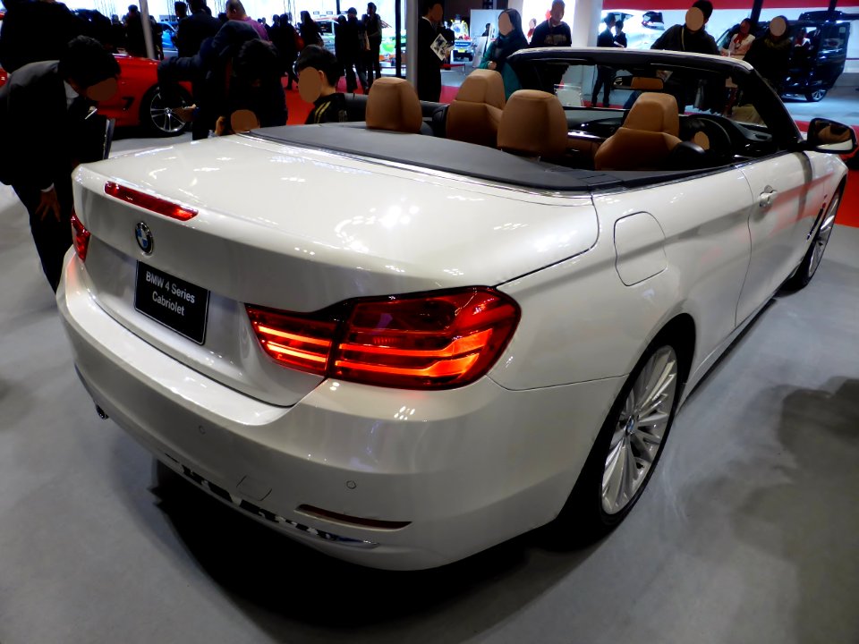 Osaka Motor Show 2013 (206) BMW 428i Cabriolet (F33)