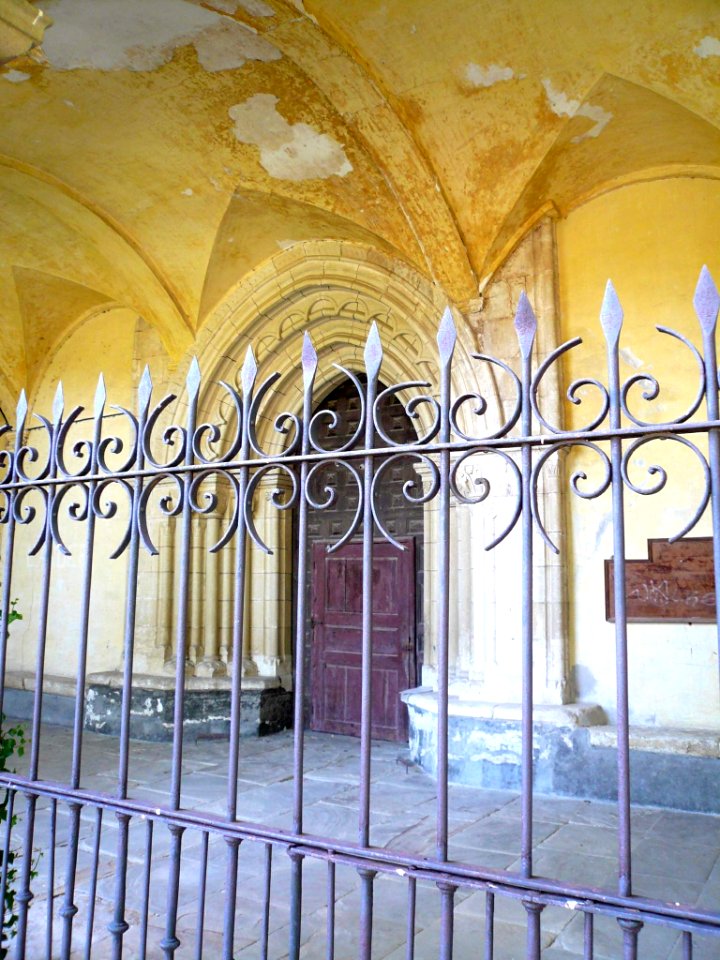 Otazu - Iglesia de San Martín, portada 8