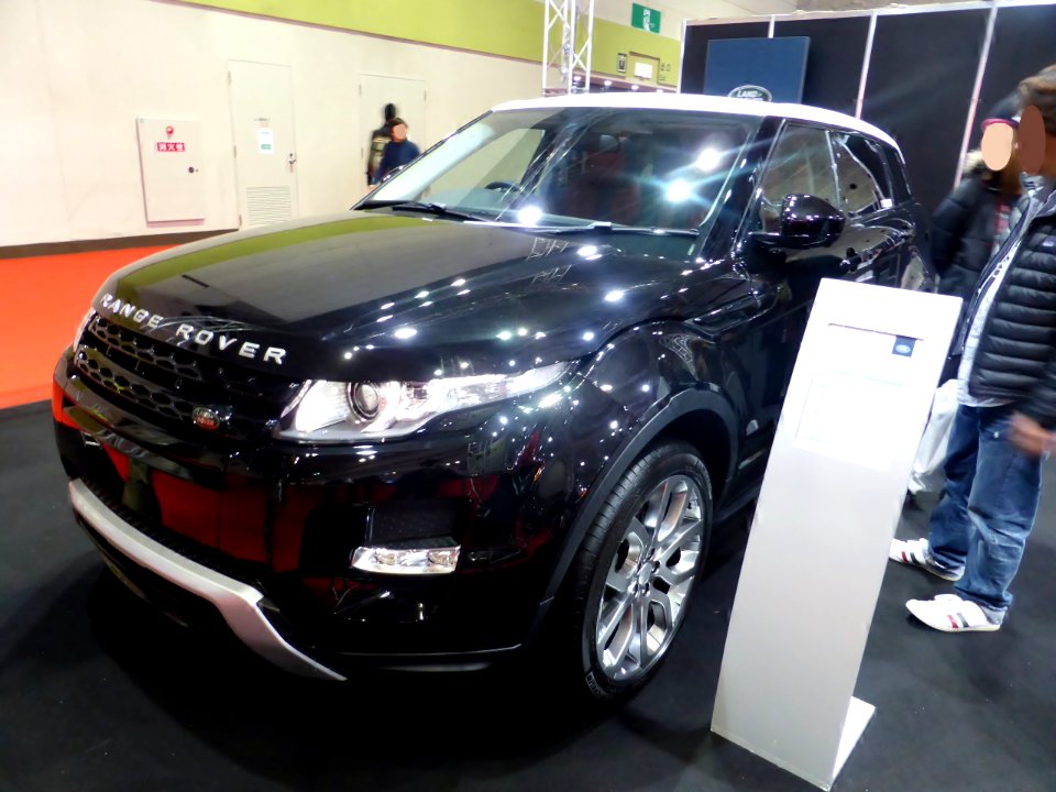 Osaka Motor Show 2013 (96) RANGE ROVER EVOQUE 5door