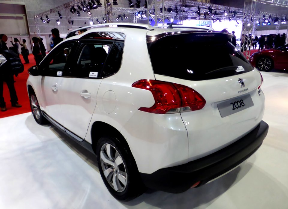 Osaka Motor Show 2013 (152) Peugeot 2008