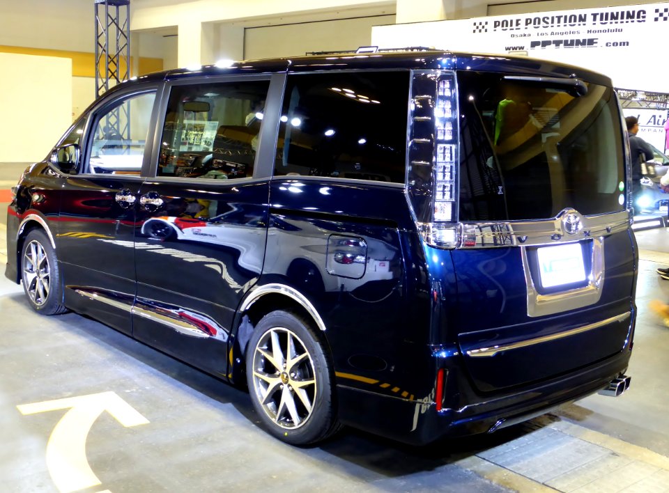Osaka Auto Messe 2014 (225) Toyota VOXY Concept MODELLISTA Ver