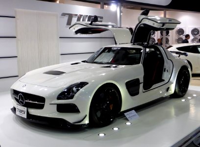 Osaka Auto Messe 2014 (171) TWS - Mercedes-Benz SLS AMG GT Edition (C197) photo