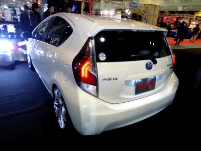OSAKA AUTO MESSE 2015 (415) - Toyota AQUA (NHP10) with Smart HID