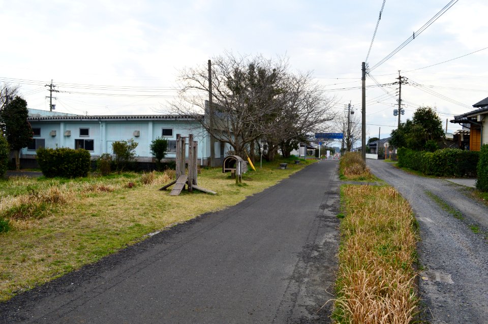 Osumi-Kawanishi Station-2