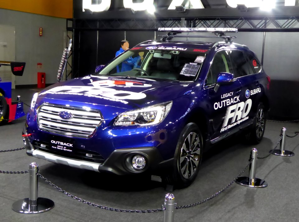 OSAKA AUTO MESSE 2015 (45) - Subaru LEGACY OUTBACK (BS9) as SUPER GT First Rescue Operation Car