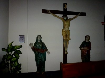 Ottersum (Gennep) kerk calvariegroep in dagkapel