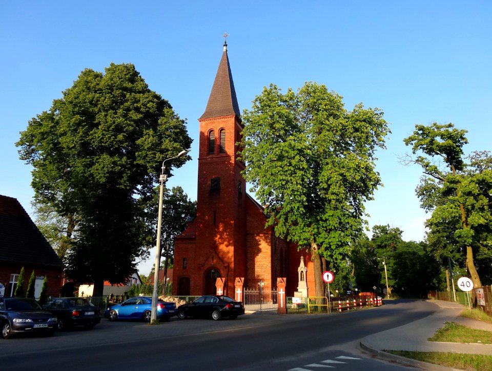 Osielsko kosciol Narodzenia NMP2 07-2014