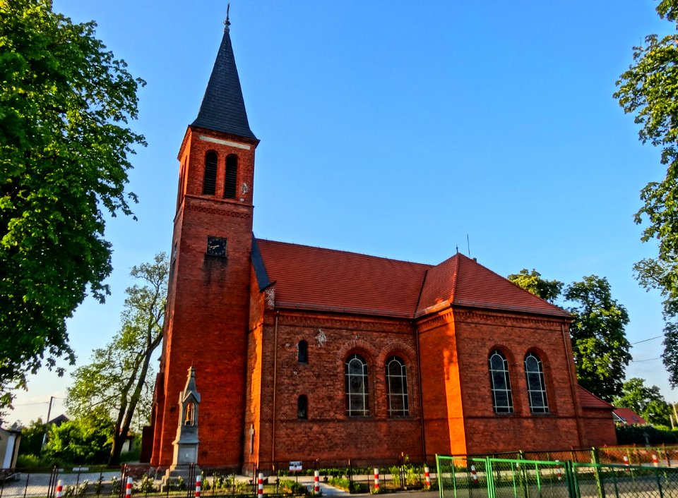 Osielsko kosciol Narodzenia NMP7 07-2014