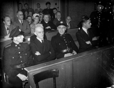 Otto Bene en Goedewagen getuigenbank vlekkerig, Bestanddeelnr 902-1559