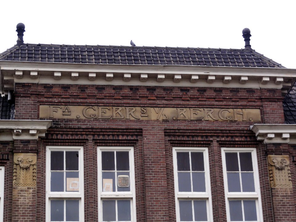 Oss Rijksmonument 516594 Bram vd Berghstr.22 voorm.fabriek, detail