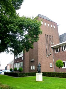 Oss (NL) Molenstraat 30 Titus Brandsma Lyceum - Het Hooghuis (04)