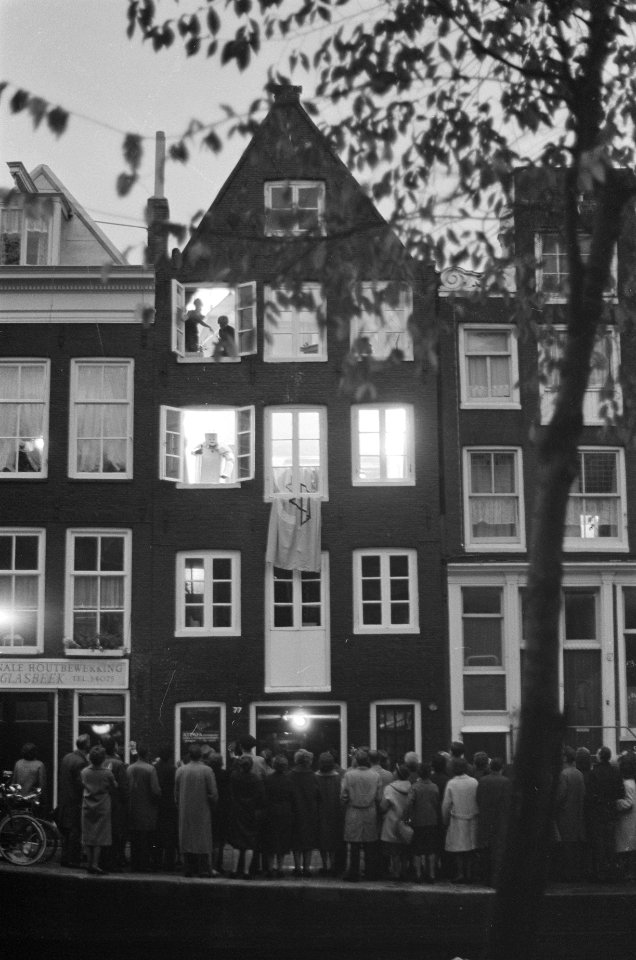 Opdracht Trouw, opening Jeugdhaven, Bestanddeelnr 914-4748