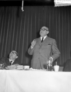 Opdracht Revue der Reclame public lunch, Bestanddeelnr 912-1822