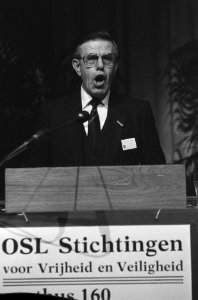 OSL-congres in Den Haag voorzitter Prosper Ego, Bestanddeelnr 933-7805