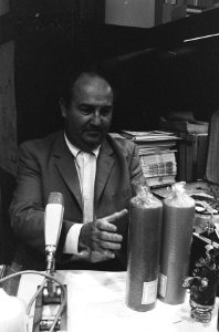 Opdracht Rotterdammer Radioprogramma Spitsuur in Rotterdam van Henk van Stipr, Bestanddeelnr 924-1159