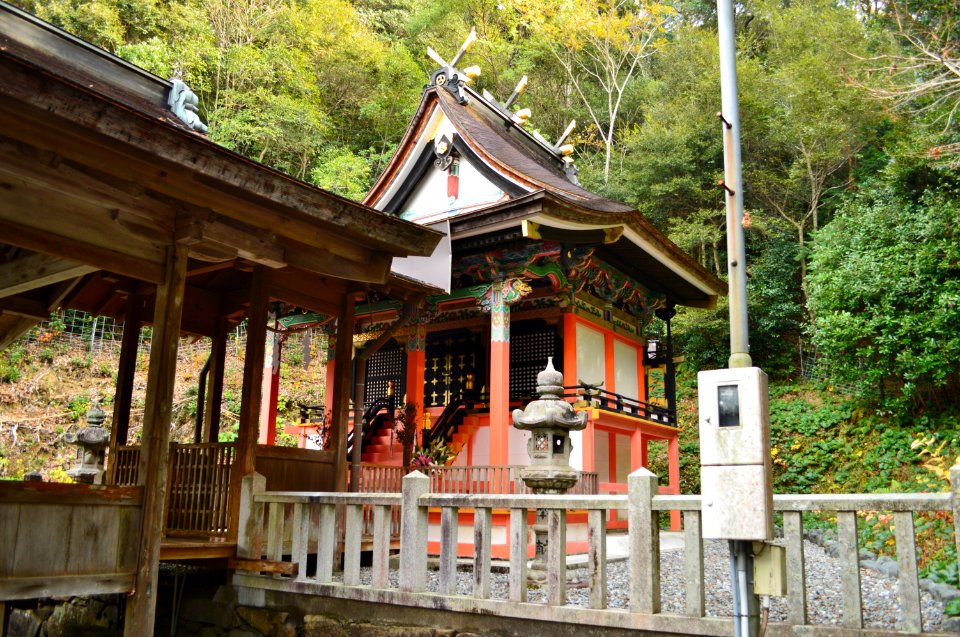 Otonashi-jinja, honden-1