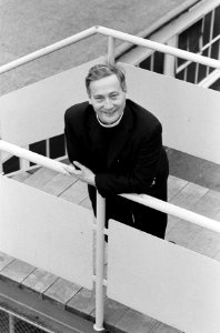 Opdracht Telegraaf. Pater Mario Borelli, Bestanddeelnr 915-5859