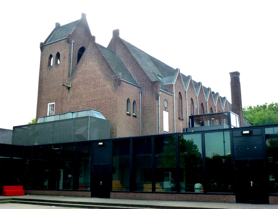 Oss (NL) Molenstraat 30 Titus Brandsma Lyceum - Het Hooghuis (10)