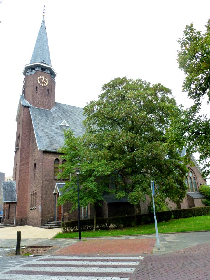 Oss (NL) Gerardus Majellakerk (03)