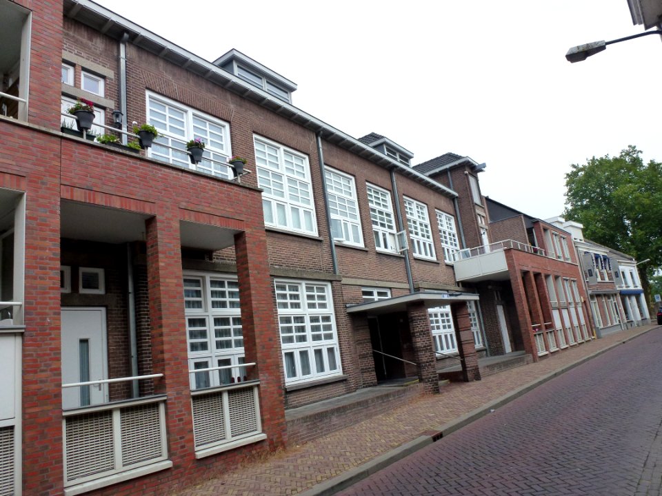 Oss (NL) Torenstraat 13 schoolgebouw
