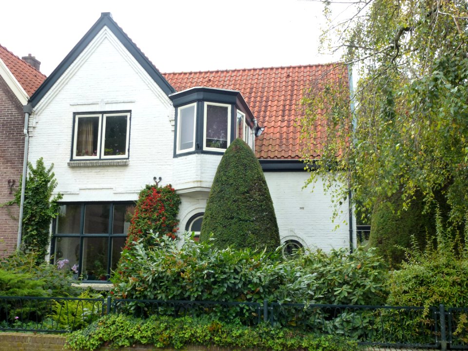 Oss (NL) Dr.Hermanslaan 8