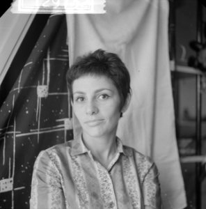 Opdracht Telegraaf Zangeresje Ann Burton, Bestanddeelnr 912-9732