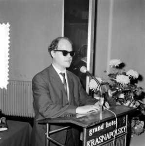 Opdracht Nederlandse Jeugd Gemeenschap (afscheid ds Steinbeek) Toespraak Jules, Bestanddeelnr 916-9200