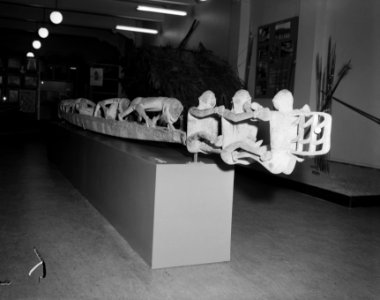 Opdracht Tijd in Volkenkundig Museum Rotterdam, Bestanddeelnr 910-1042