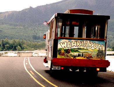 Road sightseeing bus