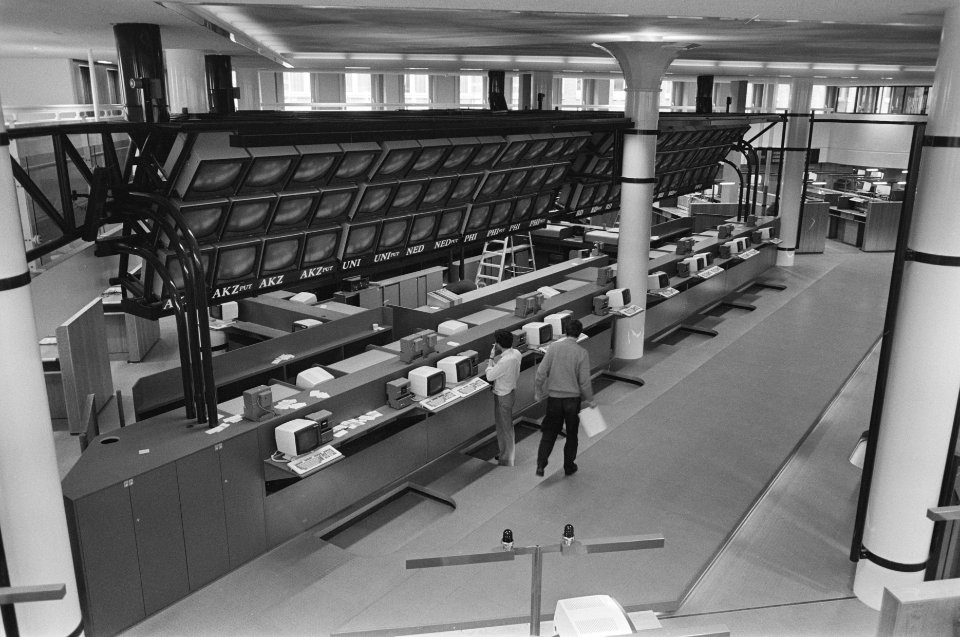 Opdracht Financieel Dagblad optiebeurs in Amsterdam, interieur, Bestanddeelnr 933-9246