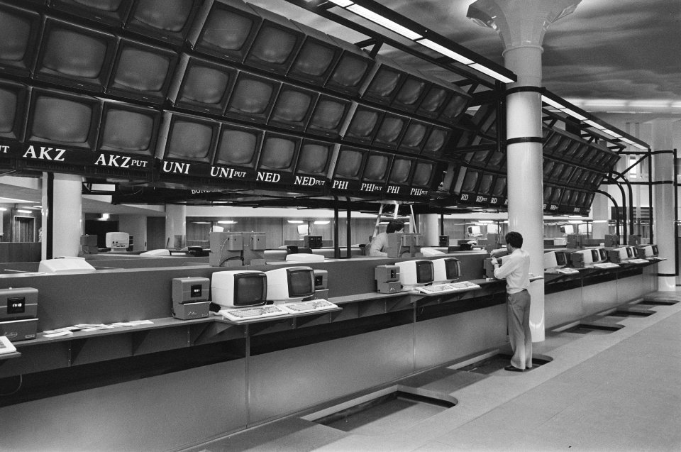 Opdracht Financieel Dagblad optiebeurs in Amsterdam, interieur, Bestanddeelnr 933-9245