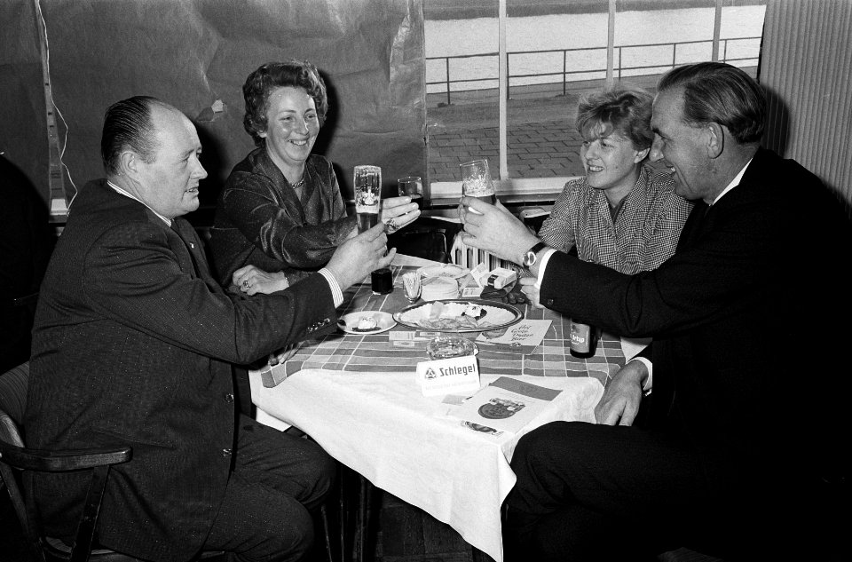 Opdracht Schlegel bier, Bestanddeelnr 915-6893
