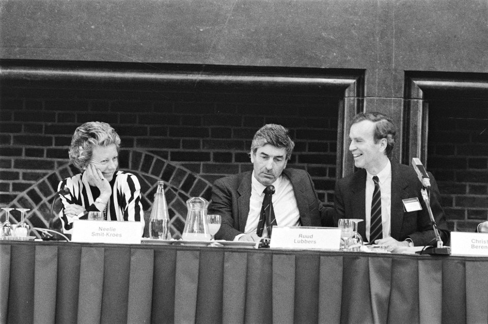 Opdracht Financieel Dagblad Meet the Netherlands Government, Bestanddeelnr 933-9870
