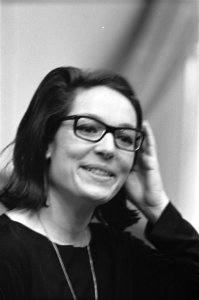 Opdracht Telegraaf Nana Mouskouri, Griekse zangeres, Bestanddeelnr 915-4938