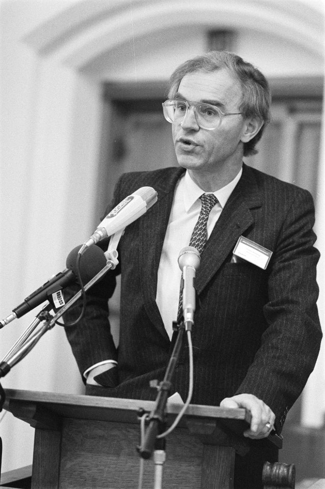 Opdracht Financieel Dagblad Meet the Netherlands Government minister Ruding, Bestanddeelnr 933-9868