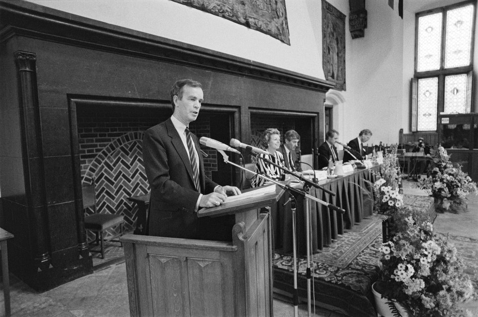 Opdracht Financieel Dagblad Meet the Netherlands Government, Bestanddeelnr 933-9874