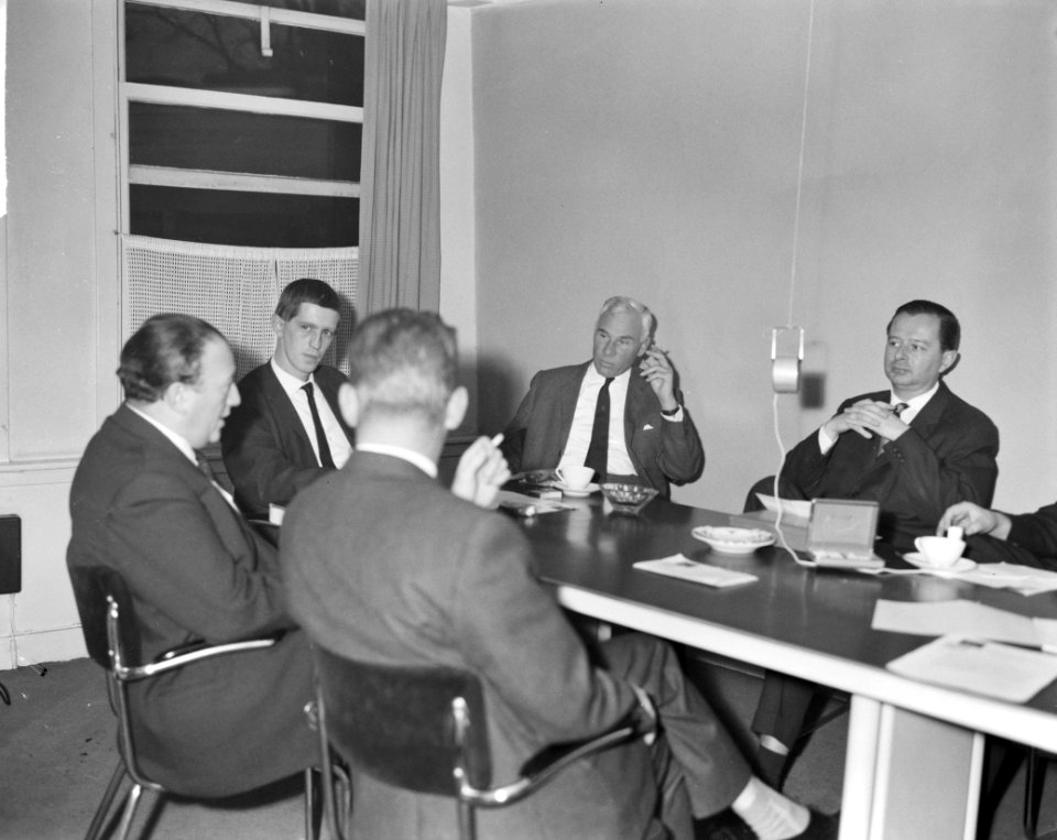Opdracht Revue der reclame, Bestanddeelnr 914-5113