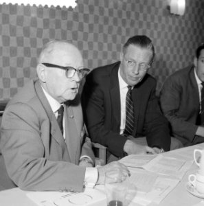 Opdracht Revue der Reclame, Bestanddeelnr 912-5092