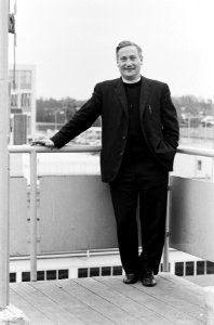 Opdracht Telegraaf. Pater Mario Borelli, Bestanddeelnr 915-5860