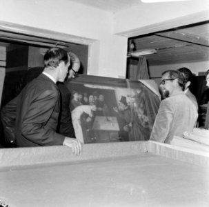 Opdracht Stichting Jeroen Bosch Expositie. Aankomst schilderijen voor de aankome, Bestanddeelnr 920-6573