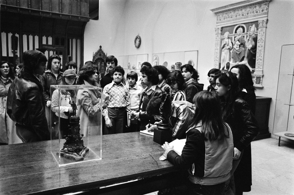 Opdracht Onderwijs en Weetenschappen kinderen in Rijksmuseum Amsterdam, Bestanddeelnr 929-6050