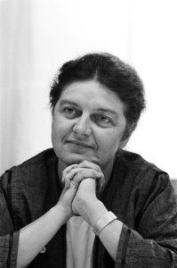 Opdracht Financieel Dagblad interview minister Schoo o.a. kop, Bestanddeelnr 933-3614