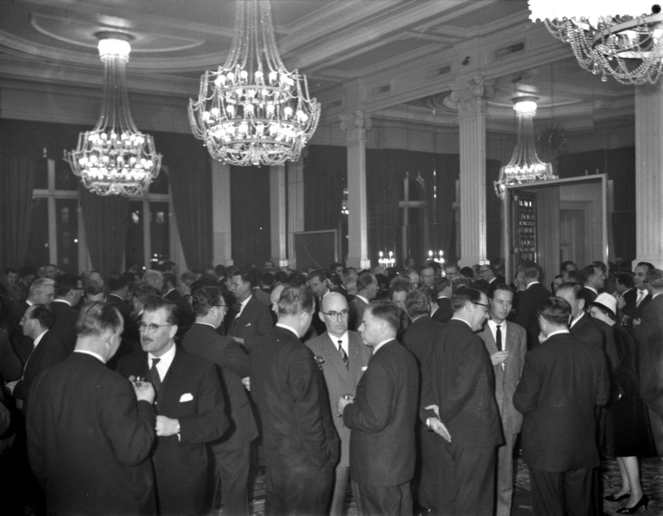 Opdracht Revue der Reclame, Nieuwjaarsreceptie, Bestanddeelnr 911-9386