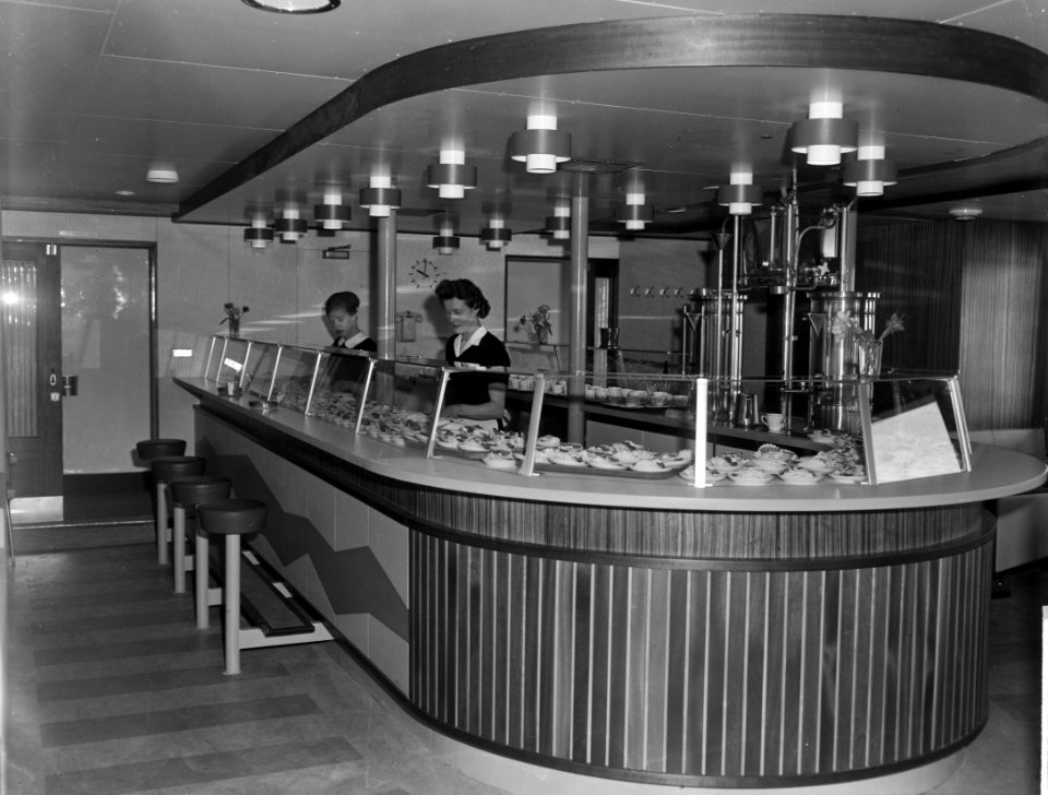Opdracht Zaanlandse Scheepsbouw Mij de Marsdiep tijdens proefvaart, interieur Ma, Bestanddeelnr 916-1921
