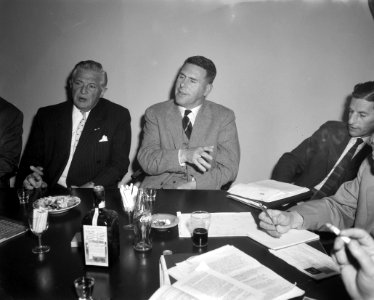 Opdracht Revue de Reclame, Bestanddeelnr 911-3841