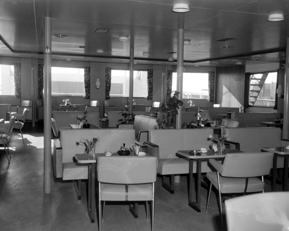 Opdracht Zaanlandse Scheepsbouw Mij de Marsdiep tijdens proefvaart, interieur, Bestanddeelnr 916-1925