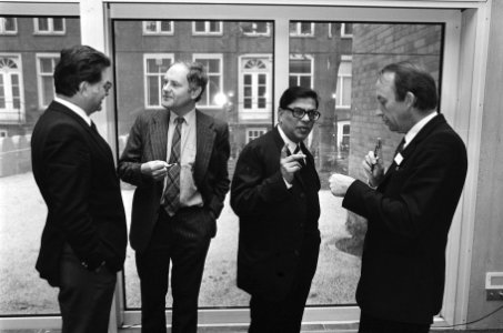 Opdracht Nuffic in Trippenhuis in Amsterdam, Bestanddeelnr 933-1072