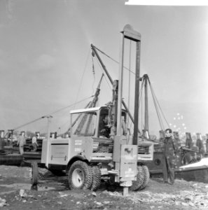 Opdracht Nierstratz, betonbreker, Bestanddeelnr 918-9135