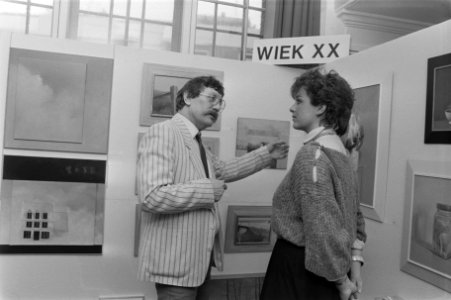 Opdracht Nieuwsblad van het Noorden, Hylke de Vries van Galerie Wiek XX uit Gron, Bestanddeelnr 933-2747